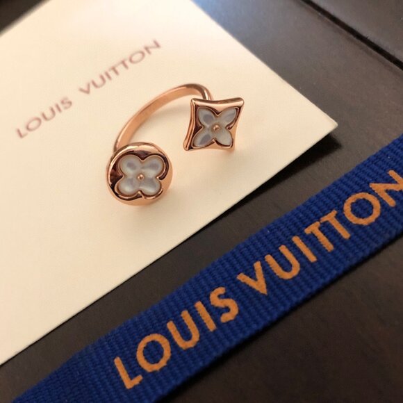 Louis Vuitton Ring - Picture 2 of 4